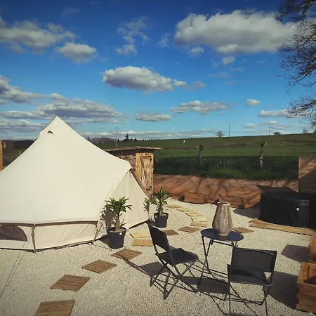 Tente Avec Jacuzzi Privatif Luxury tent Lapalisse
